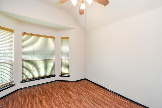 Building Photo - 11743 Berkway Trail