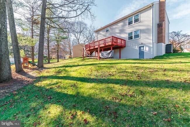 Building Photo - 1209 Crockett Ln