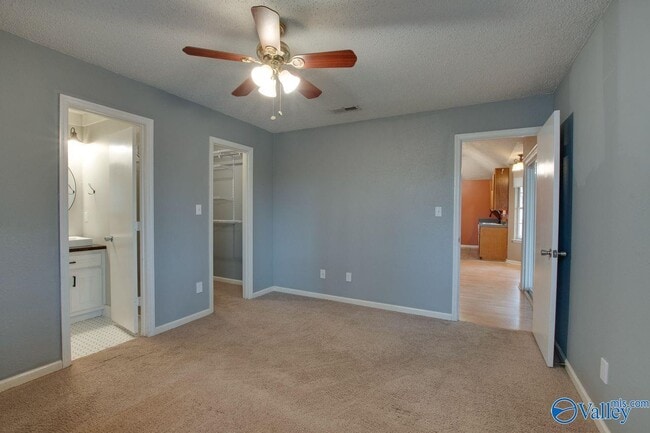 Building Photo - 143 Rebecca Pines Dr