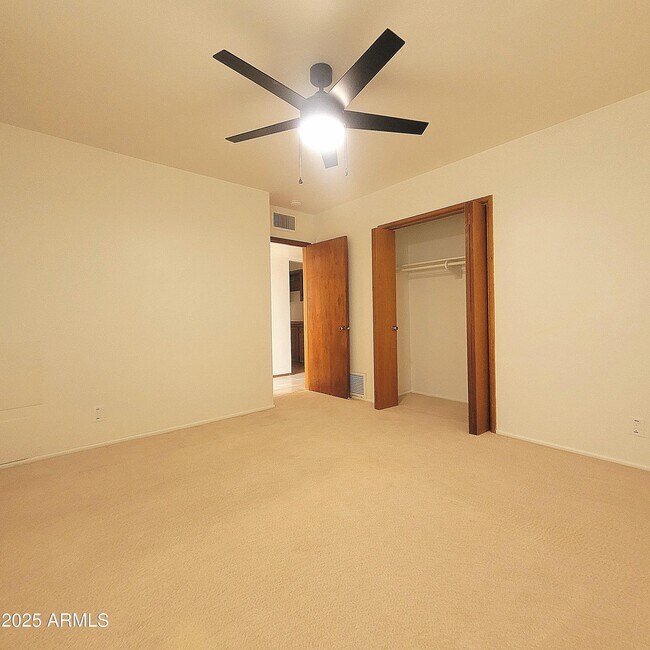 Building Photo - 8229 E Cambridge Ave