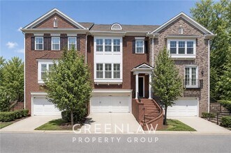 Building Photo - 7403 Lowery Oak Dr