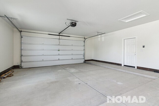 Building Photo - Brand New Charming 3BR House in Gilbert