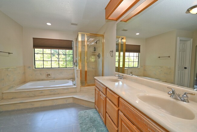 Building Photo - $5,900 - GORGEOUS 4 BEDROOM HOME IN MISSION SAN JOSE NEIGHBORHOOD