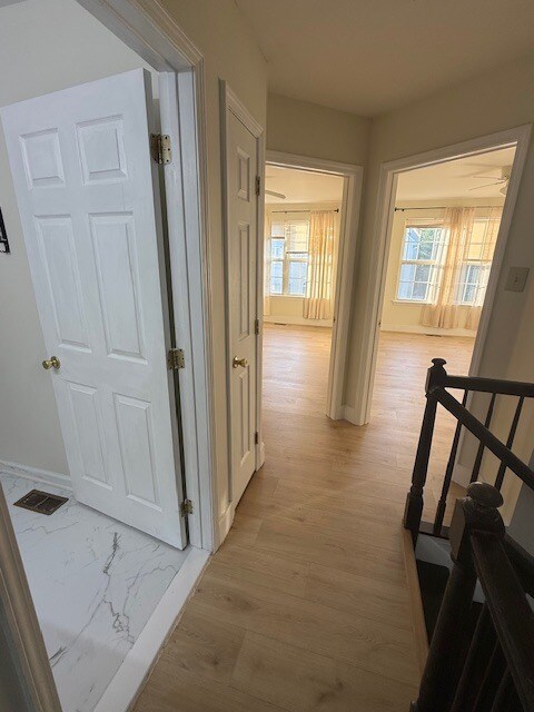 Building Photo - 9401 Wrensong Ct