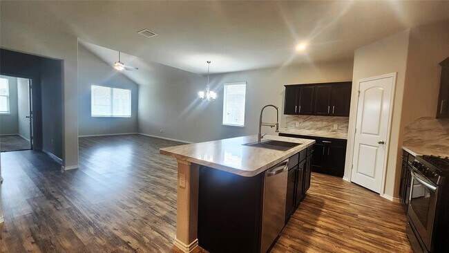 Building Photo - 20915 Azelea Field St