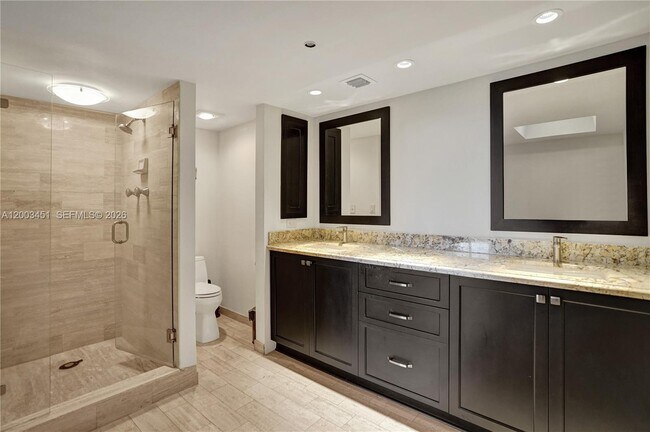 Building Photo - 19667 Turnberry Way