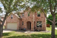 Building Photo - 3812 Lakeway Dr