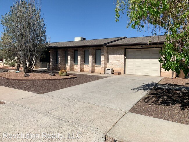Building Photo - 3 br, 2 bath House - 1900 Carlyle Drive