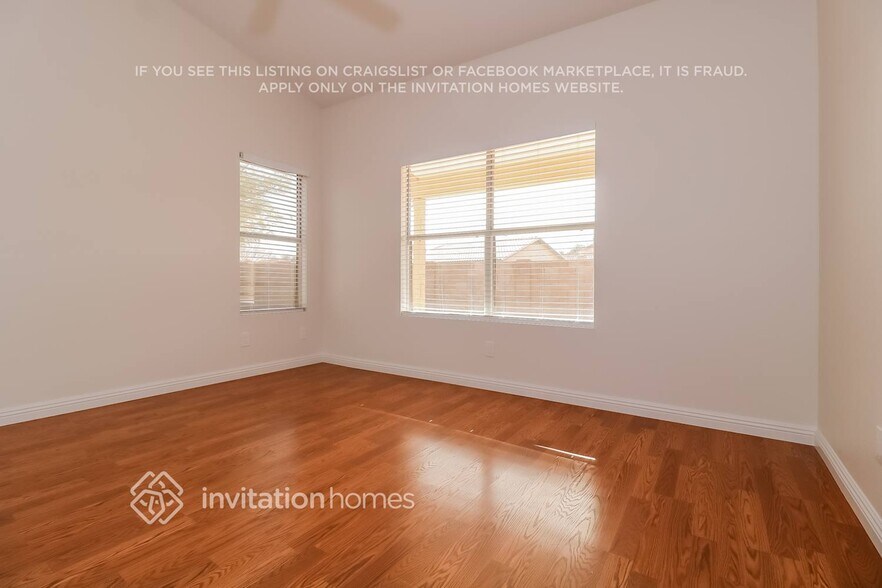 Building Photo - 2449 N 125th Ln