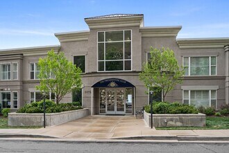 Building Photo - 3075 Kennedy Dr