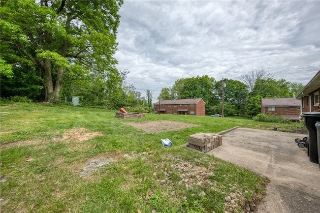Building Photo - 338 Moon Clinton Rd