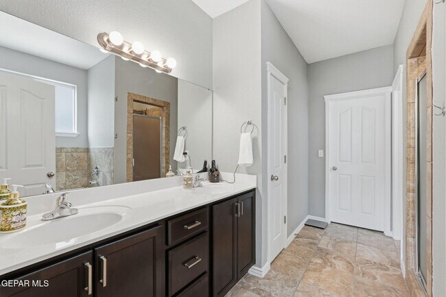 Building Photo - 1756 Plumed Quail Ln