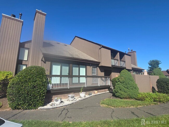 Building Photo - 3612 Bloomingdale Dr