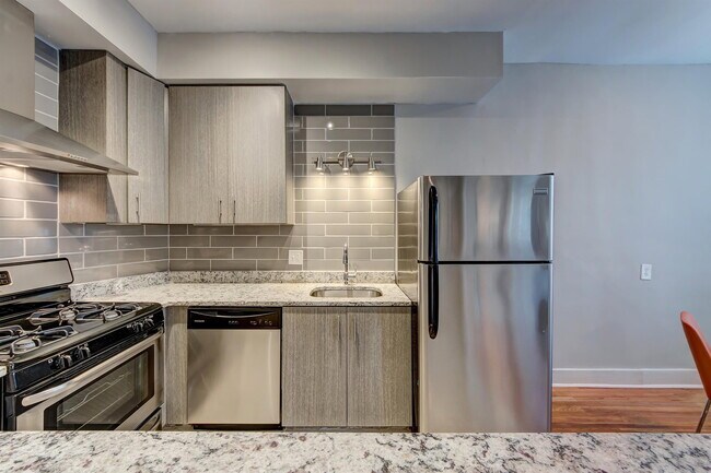 Building Photo - 1115 Ponce De Leon Ave NE