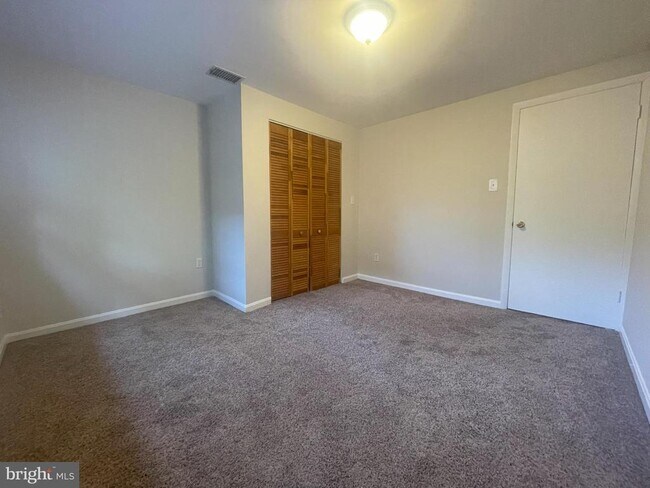 Building Photo - 4304 San Carlos Dr
