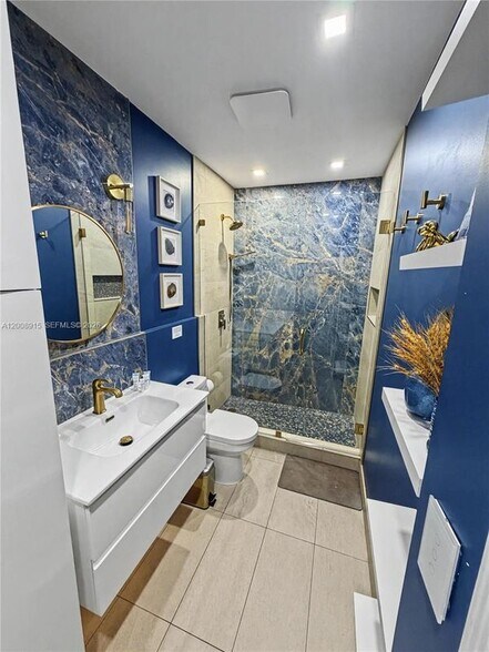 Building Photo - 1423 Holly Heights Dr