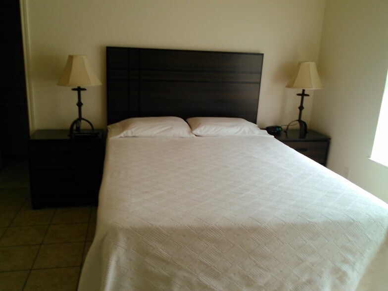 Building Photo - 4204 Alleeta Dr