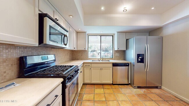 Building Photo - 6957 Oveja Ave