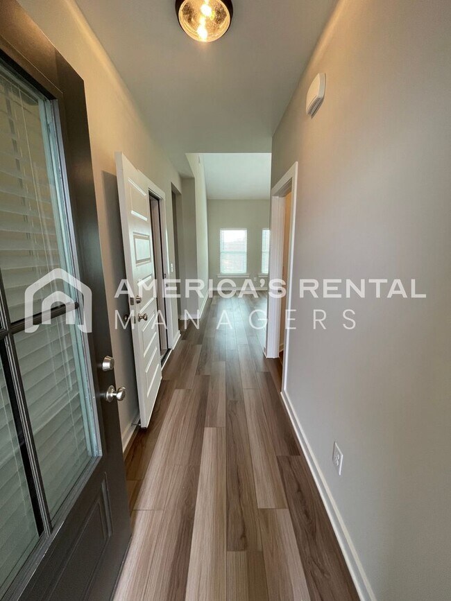 Building Photo - Home for Rent in Eastaboga, AL!!! Availabl...