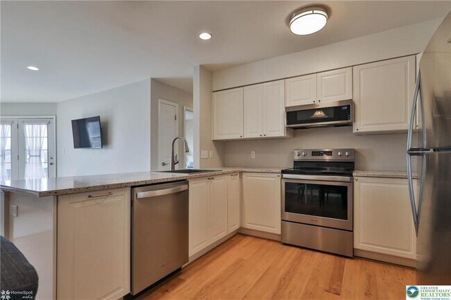 Building Photo - 4767 Cheryl Dr