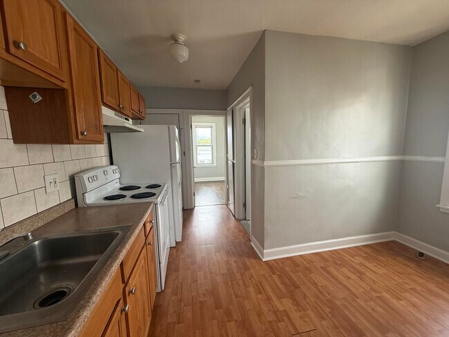 Building Photo - 6037 Appoline St