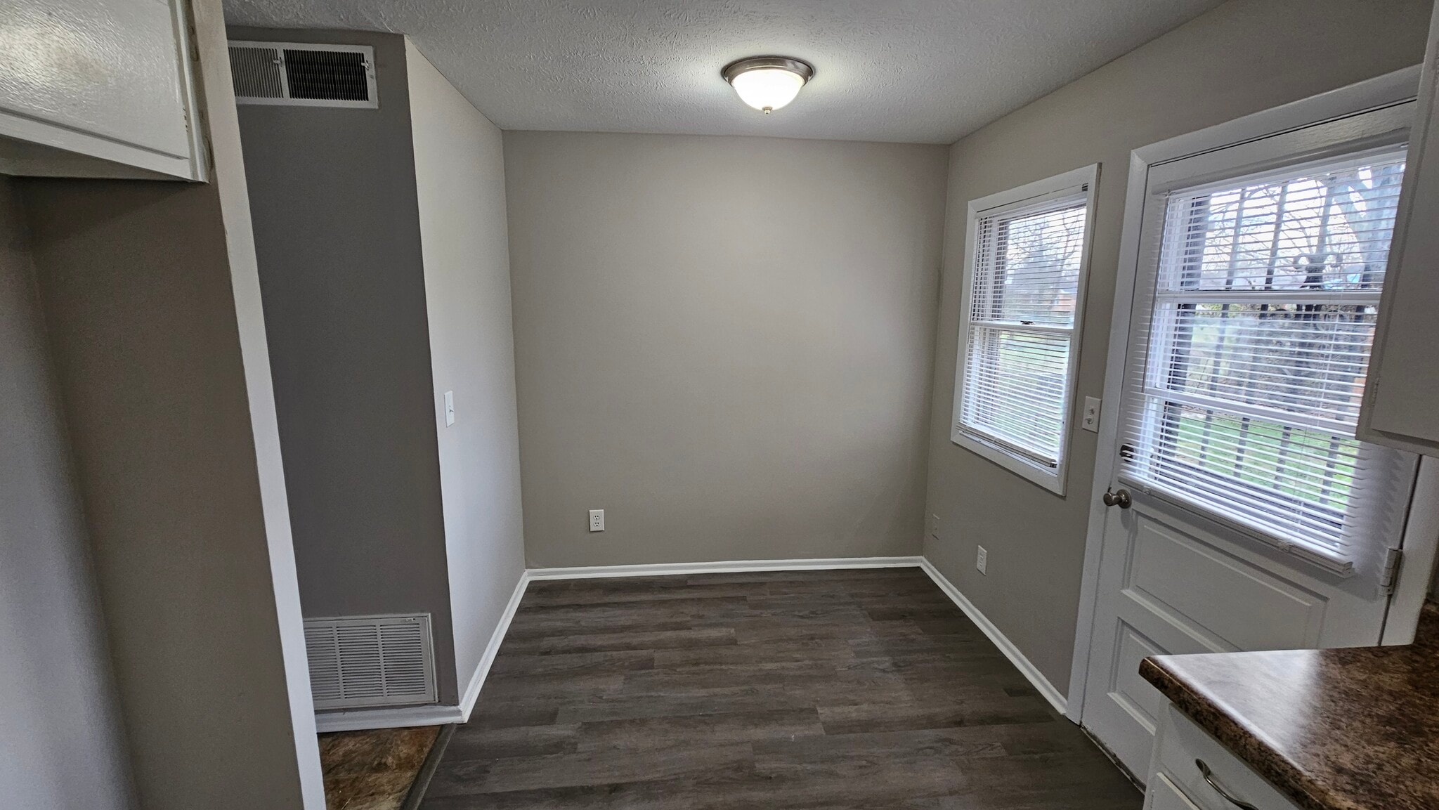 Kitchen - 5219 Garden Green Way