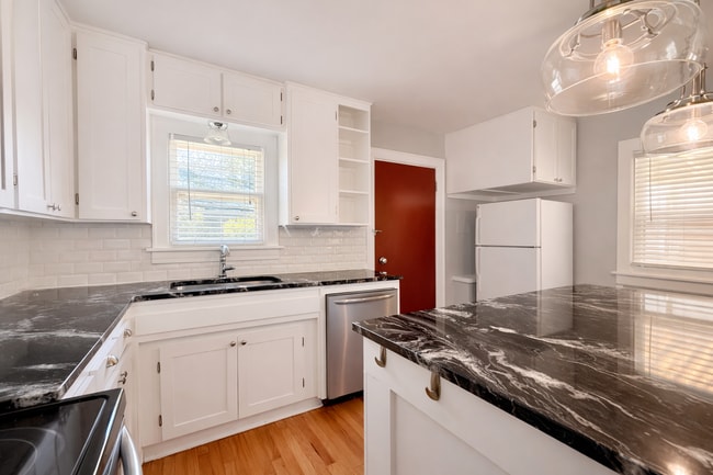 Building Photo - 2812 NW 18th St