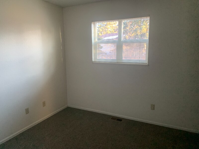 Building Photo - 2950 Banderas Ln