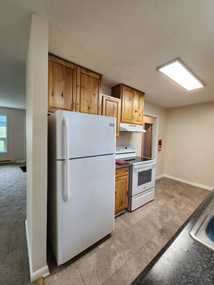 Building Photo - 1104 River Ct