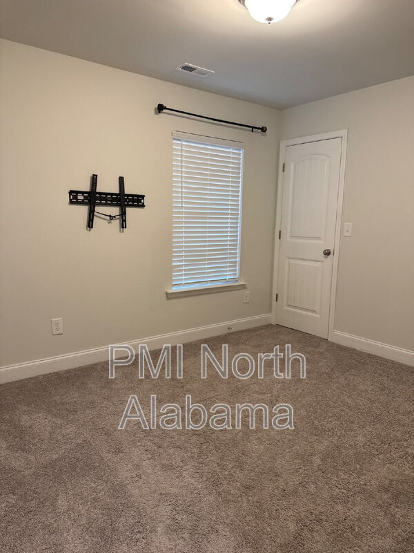 Building Photo - 186 Tybee Dr