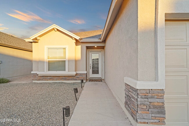 Building Photo - 12612 Don Norte St