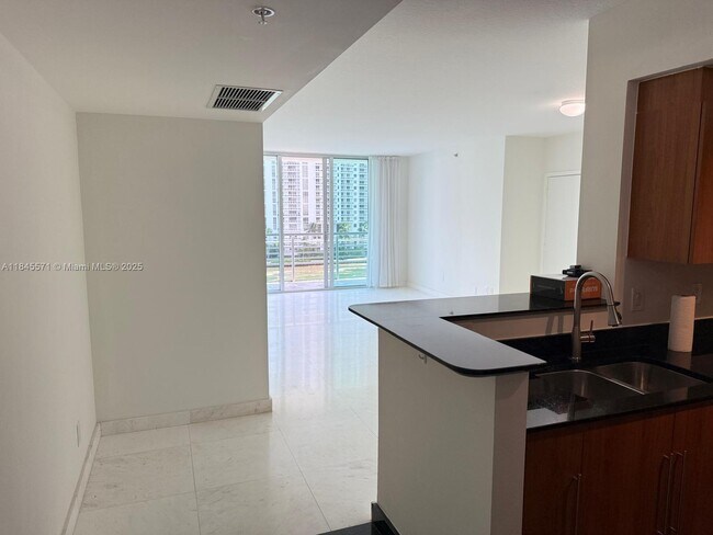 Building Photo - 325 S Biscayne Blvd