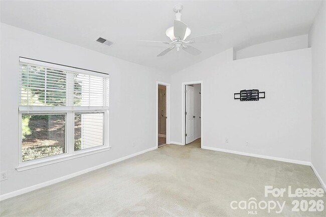 Building Photo - 10978 Princeton Village Dr