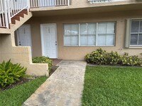 Building Photo - 8695 NW 6th Ln
