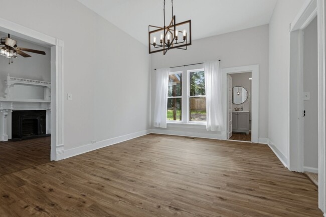 Building Photo - Historic Charm. Modern Updates. Prime Location.