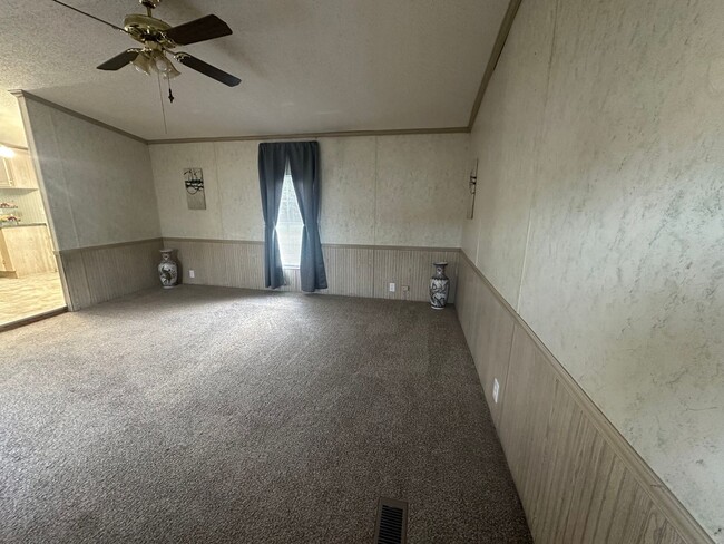 Building Photo - Now Available For Rent!