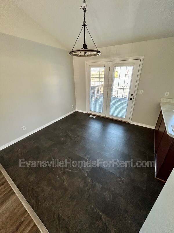 Building Photo - 2306 Jewel Ct