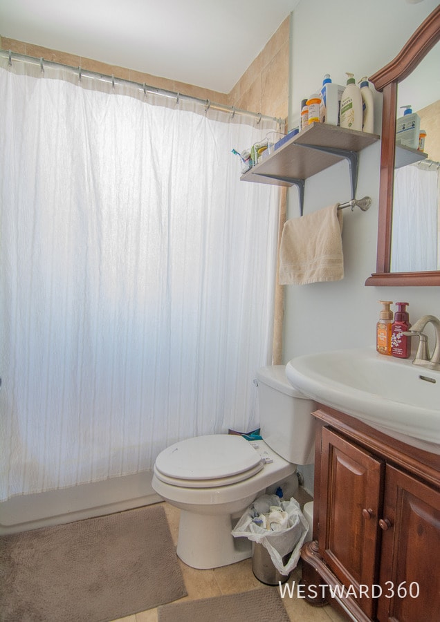 Building Photo - 2748 N Kostner-2