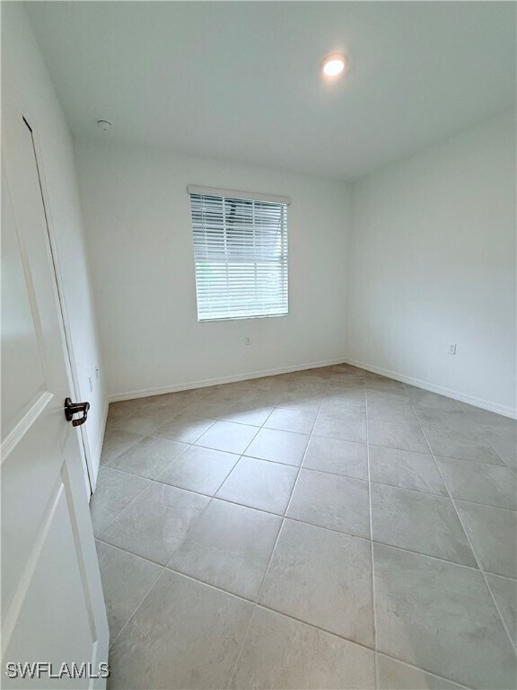 Building Photo - 14161 Heritage Landing Blvd