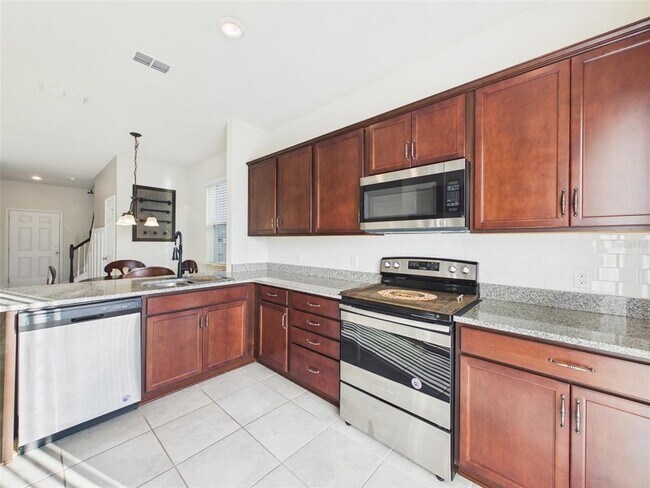 Building Photo - 5164 Chickadee St