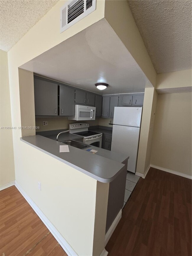 Building Photo - 670 NW 85th Pl