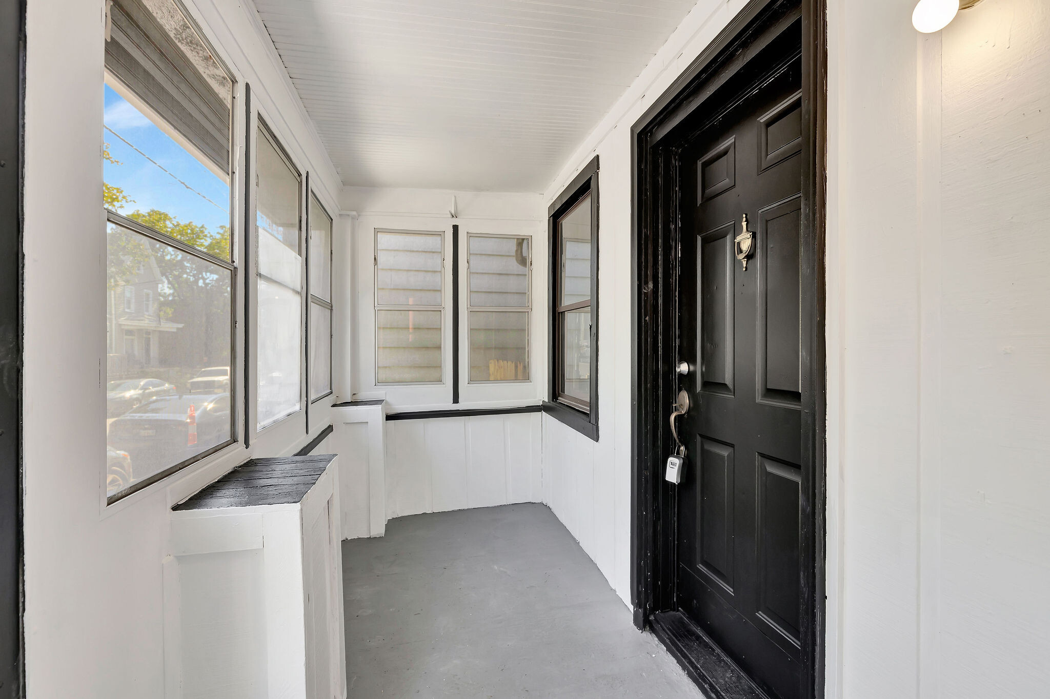 Building Photo - 2231 Flora St