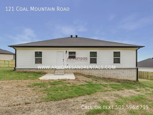 Building Photo - 209 Round Mountain Rd