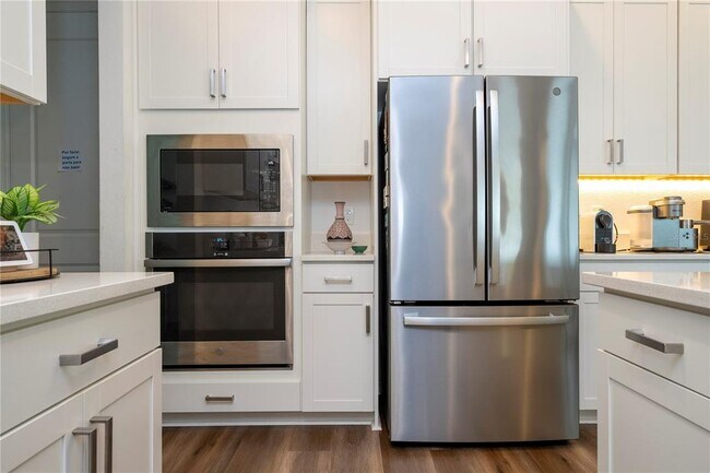 Building Photo - 10551 Petrillo Wy