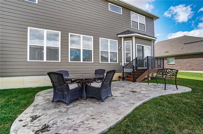 Building Photo - Charming 4 beds 5 bath in Centerville!