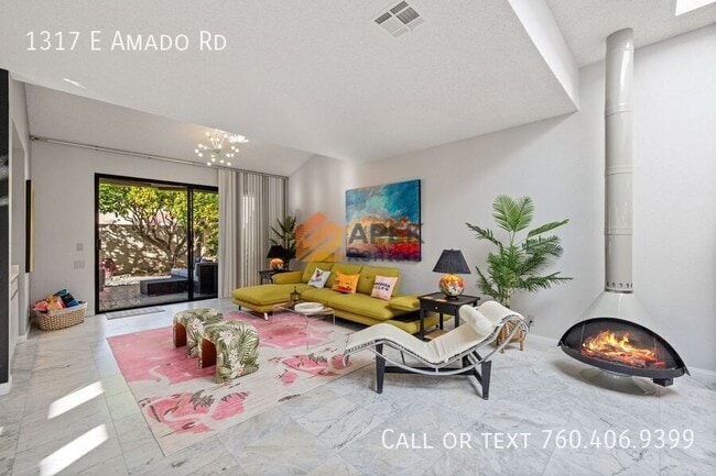 Building Photo - 1317 E Amado Rd