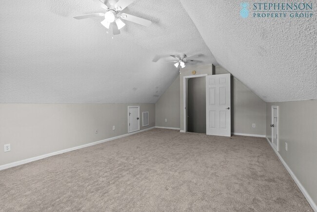 Building Photo - 128 Pennbrook Ln