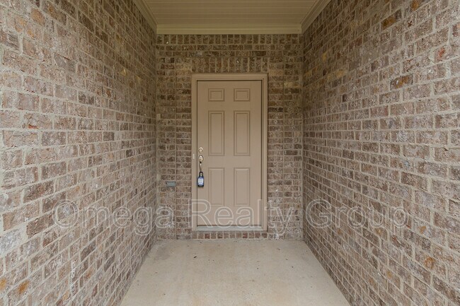 Building Photo - 11560 Crimson Ridge Rd