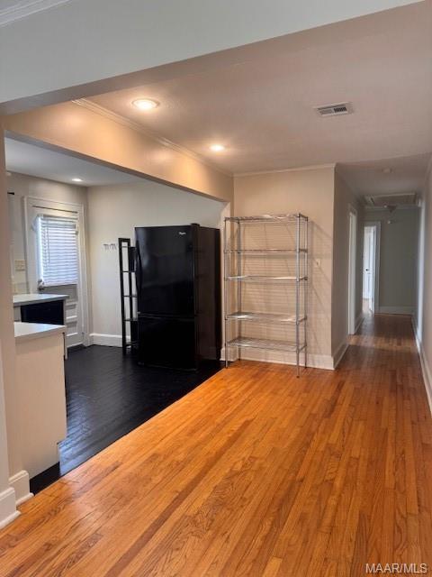 Building Photo - 2171 College St