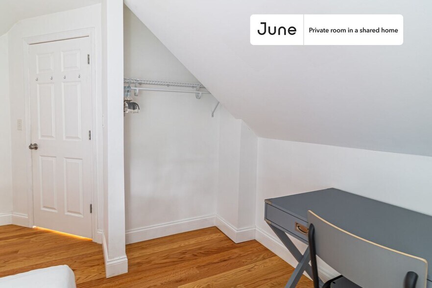 Building Photo - Room in Shared 6 bed/2 bath home in Somerville